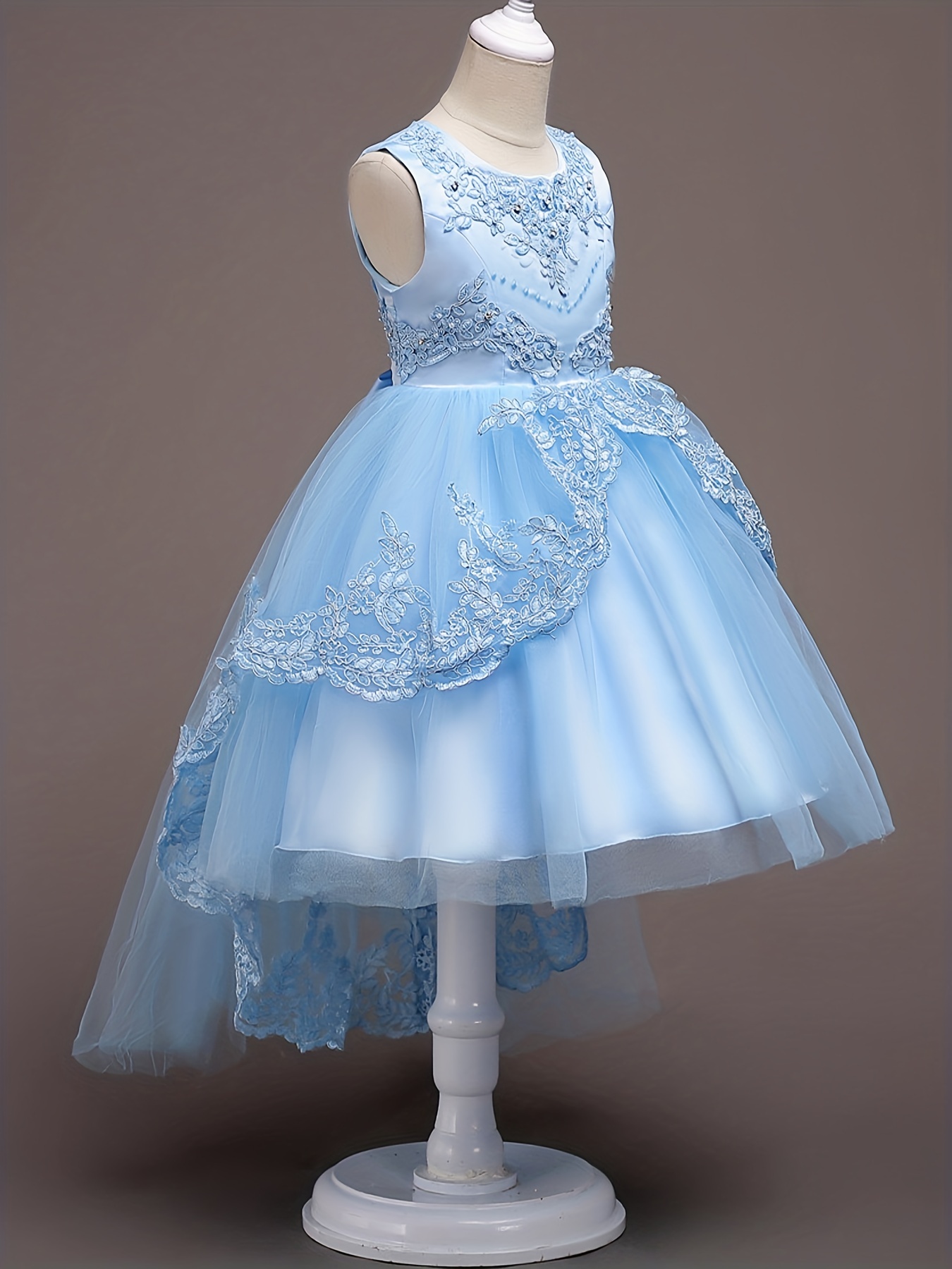 Soft tulle light blue