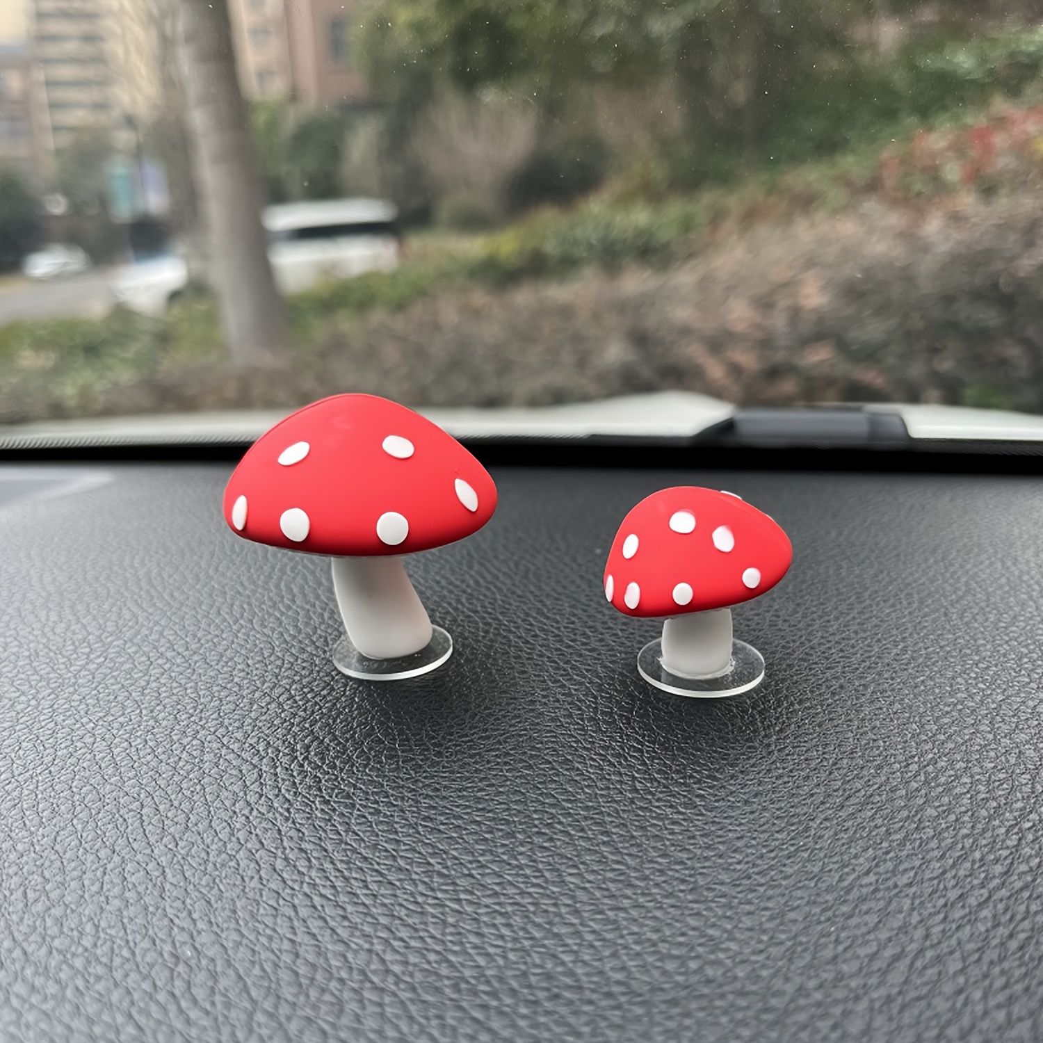4 PCS intérieur de voiture Mini champignons franges tableau de