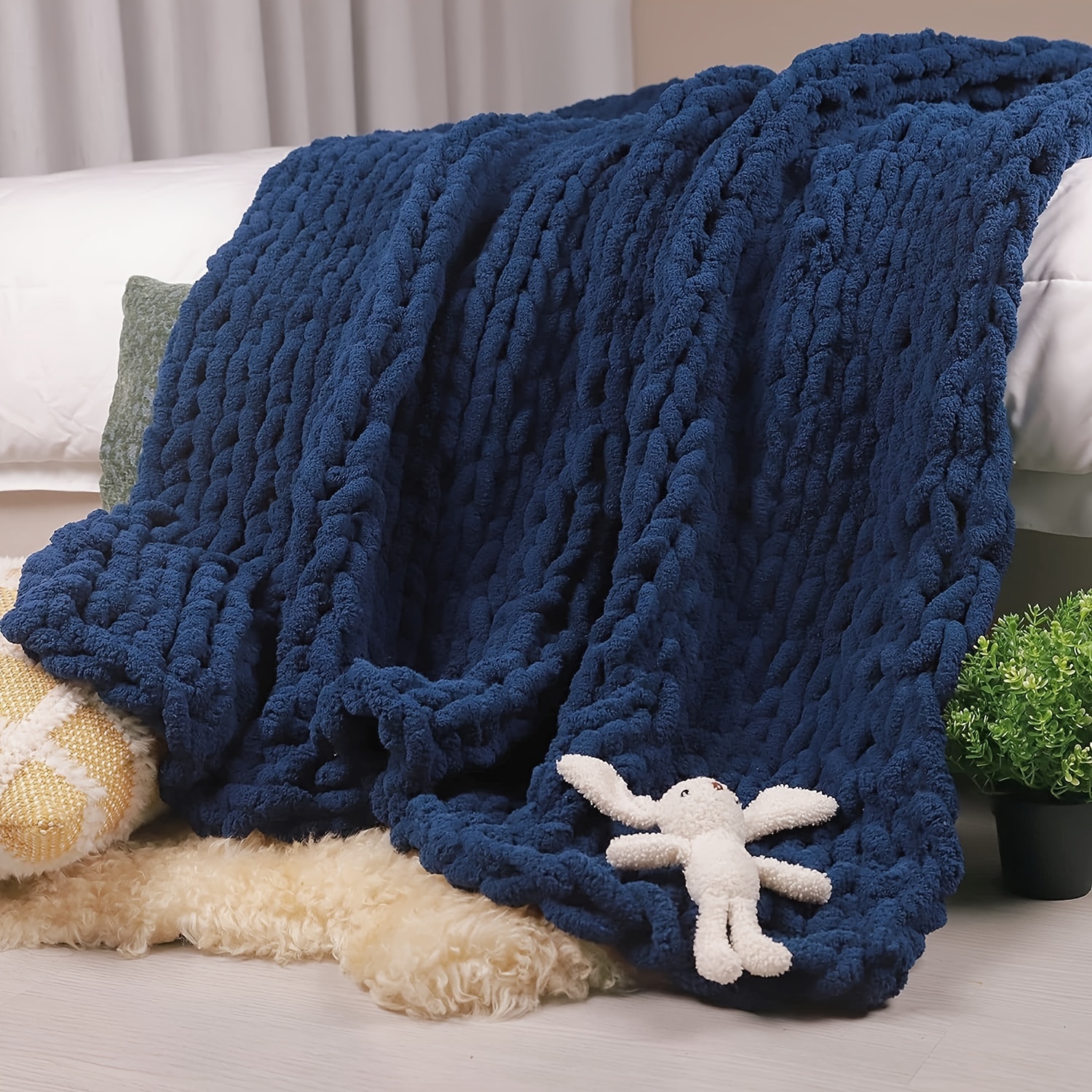 Chunky Chenille Yarn Plush Yarn Bulky Yarn for Knitting Blanket Bed