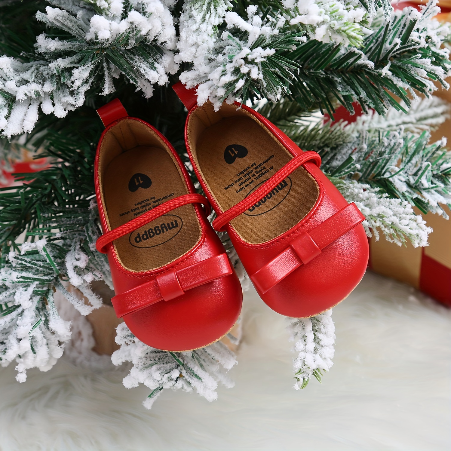 Baby girl sales holiday shoes