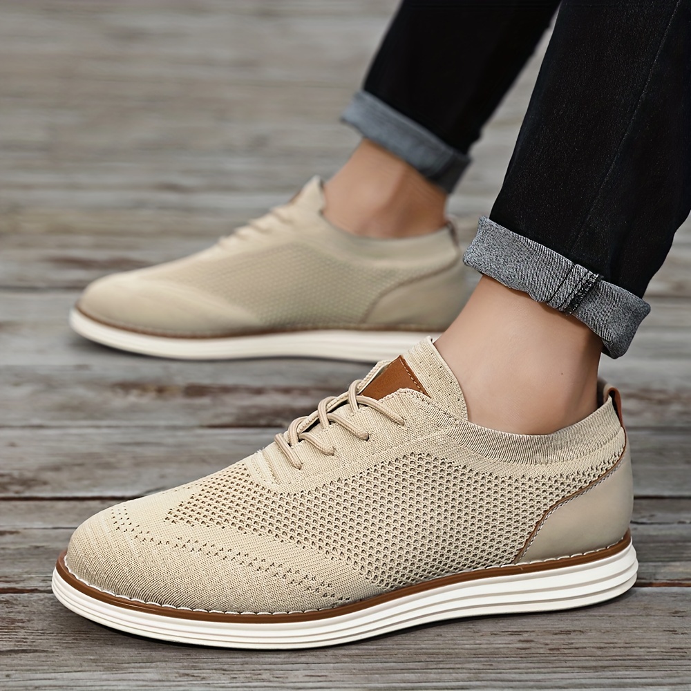 Men's Lightweight Sneakers - Athletic Shoes - Breathable Lace-ups