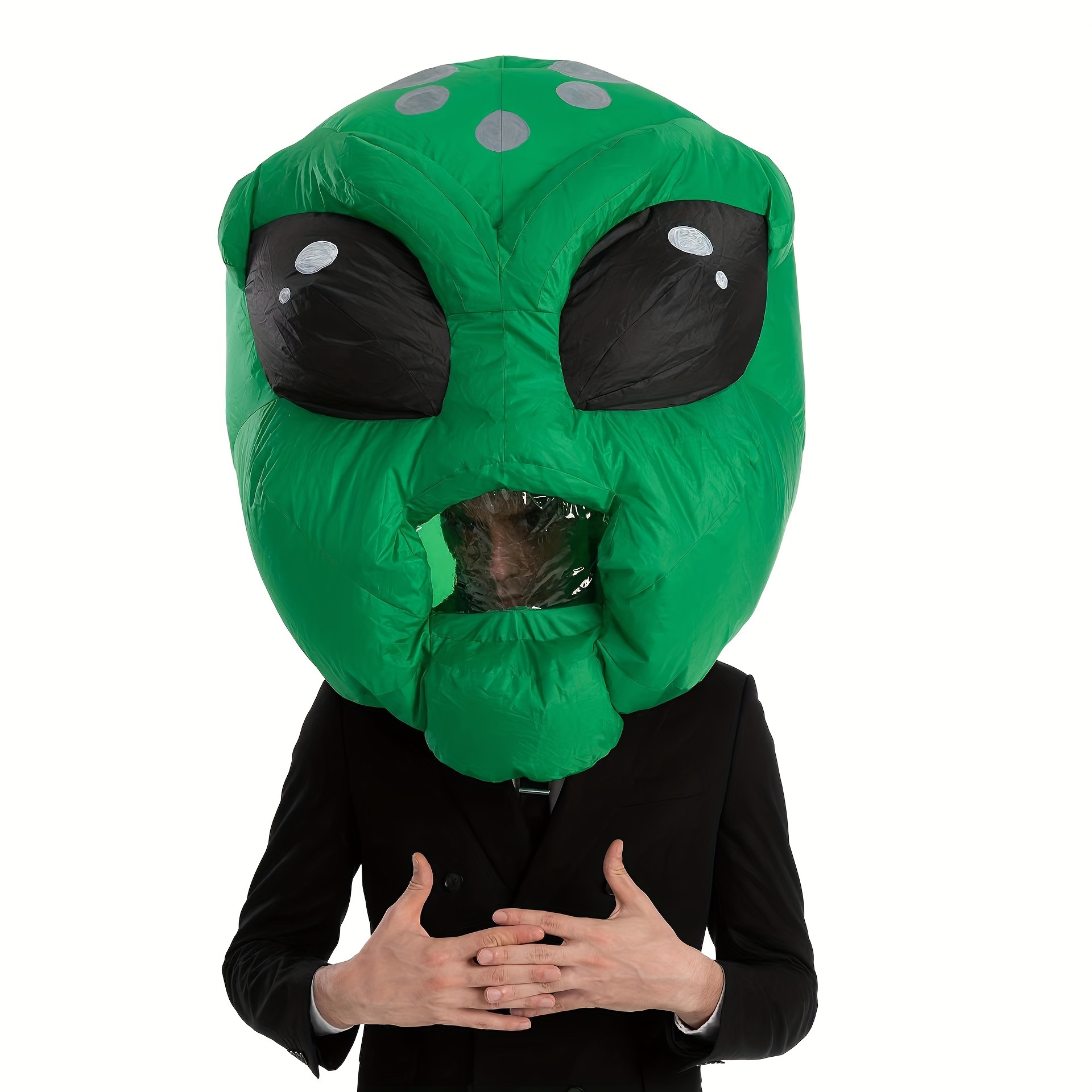 Disfraz alien inflable para Halloween por 18,12€ y para niños por 16,65€.