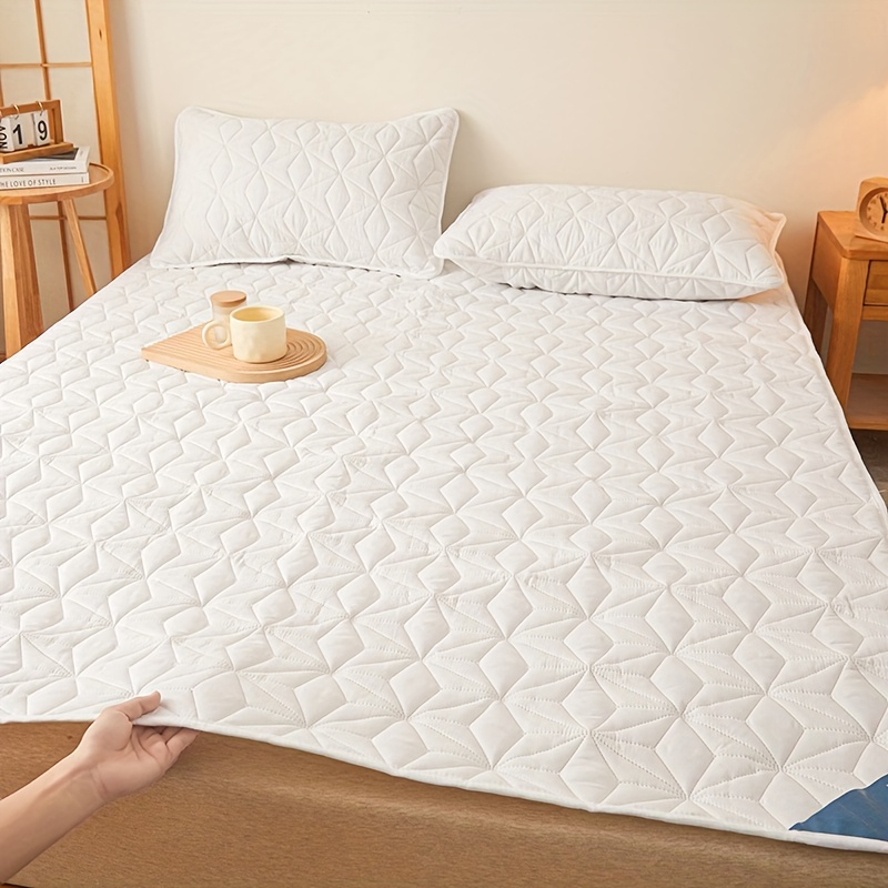 Waterproof Bed Cover Quilted Embossed Mattress Protector