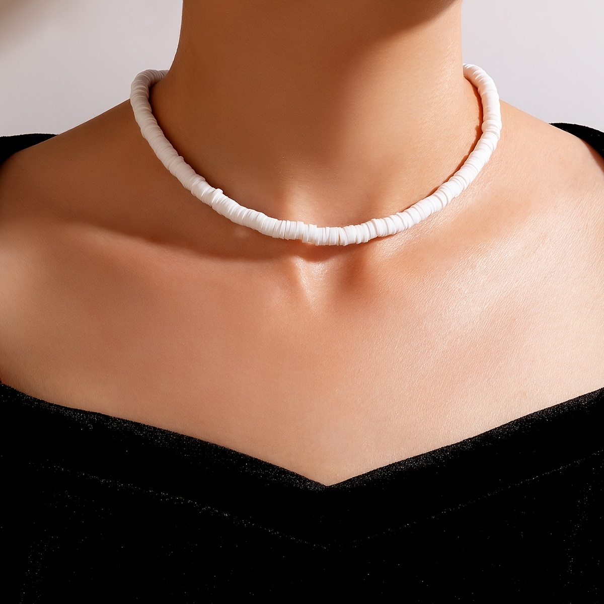 Choker Necklace Styles: Classic, Bohemian, and Everything In