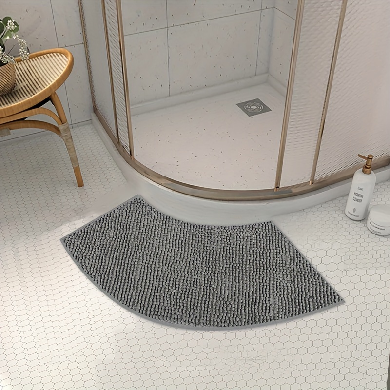 

1pc German Curved Corner Non-slip Mat, Chenille Non-slip Mat, Corner Shower Mats, Soft Corner Bath Mat Carpet For Circular Shower, Luxury Bathtub Carpet