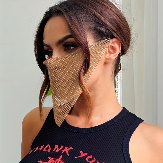 Fashionable Face Mask With Sparkling Golden Decorations, Popular On Amazon In Europe, America, And Asia, Perfect For Stage Performances. details 4