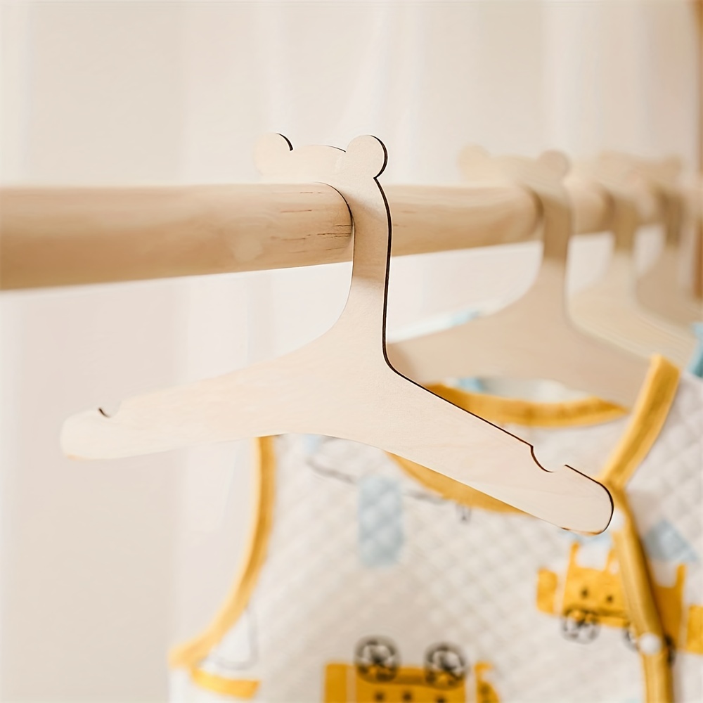 BYNNIX Wooden Childrens Hangers Kids Hangers,(10 Pack) Cute Bear Ears Wood Baby Hangers Nursery Hangers, Non Slip Coat Hanger for Kids Coats, Suits