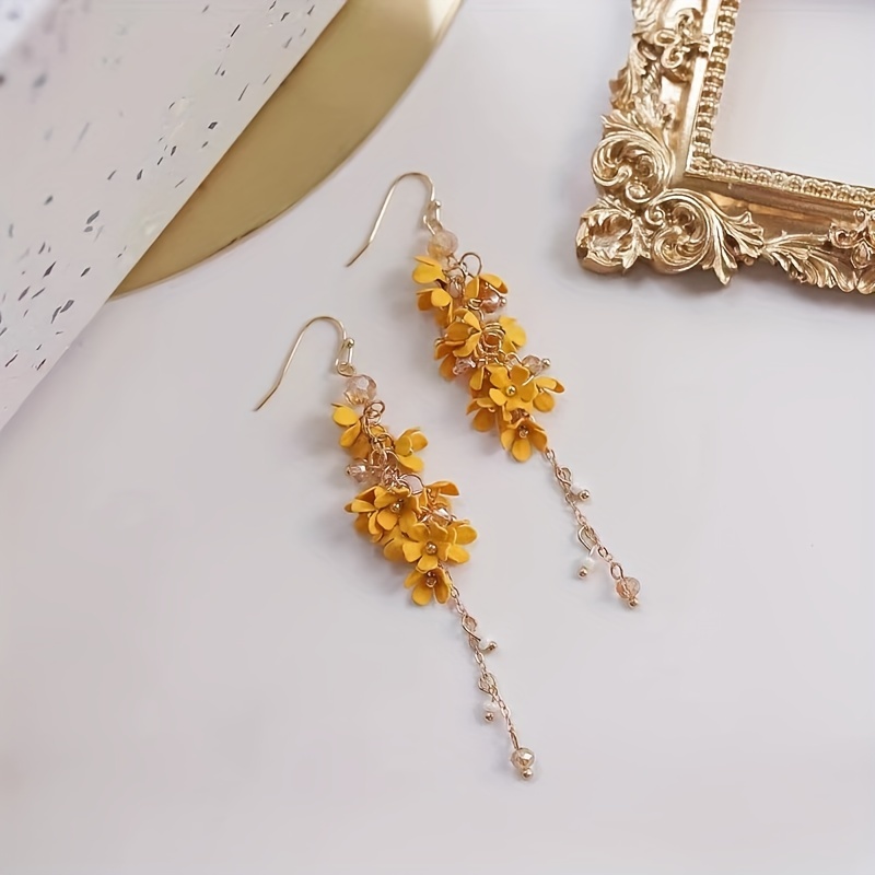 

Exquisite Yellow Flower Tassel Long Dangle Earrings Elegant Simple Style Zinc Alloy Jewelry Holiday Earrings