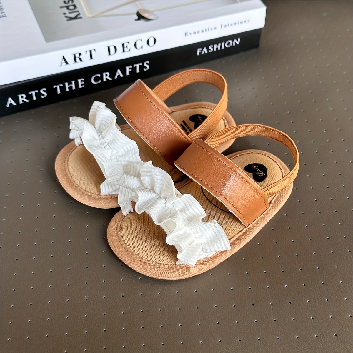 Infant summer shoes discount girl