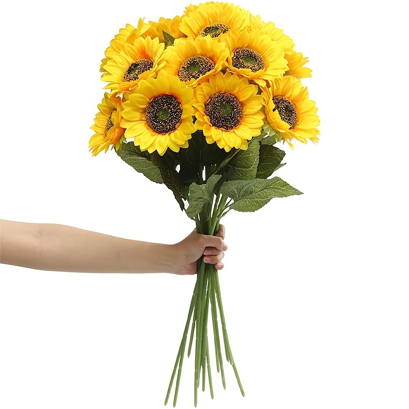 Girasoli Finti per Decorazioni, 4 Mazzi di Fiori di Girasoli Artificiali di  Seta Finta Bouquet di Girasoli Realistici con Stelo per la Disposizione dei  Matrimoni Decorazione Della Domestico : : Casa e