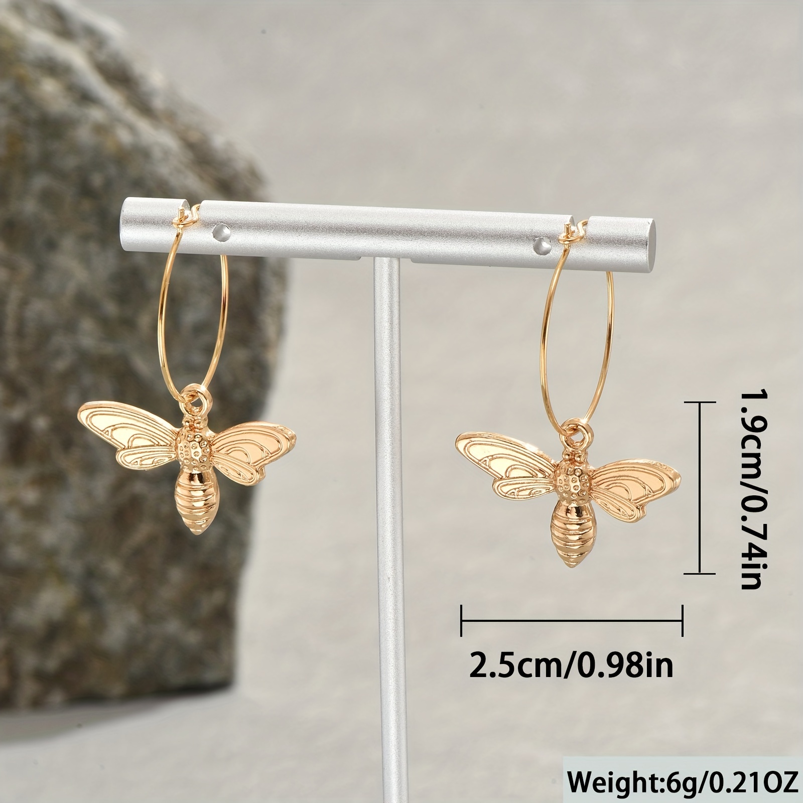 Vintage deals bee earrings