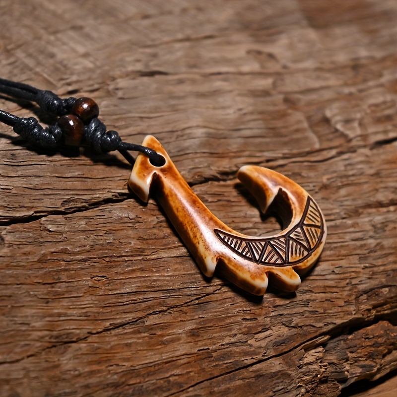 Nove Jewelry Leather White Hawaiian Fish Hook Pendant Hemp Cord Chain -  Maori Tribal Necklace - Adjustable Black Cord : : Fashion