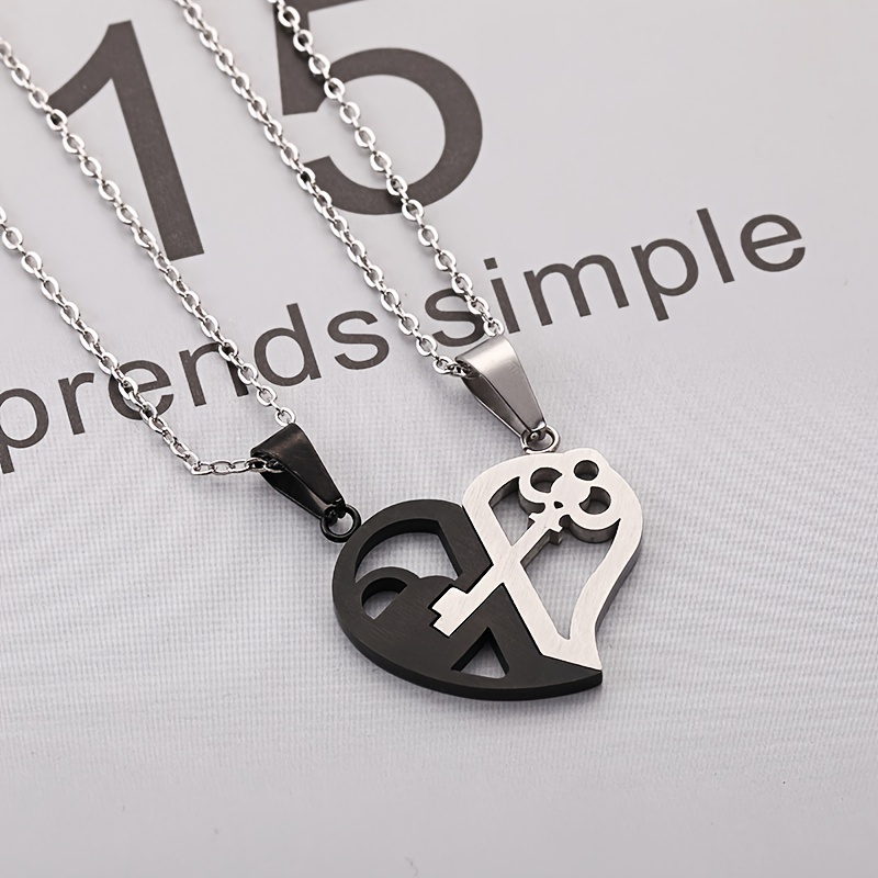 Romantic 2pcs/set Lock Key Necklace Paired Lovers Necklace Cute Heart Pendant  Necklace Couple Necklace Best Friend Jewelry