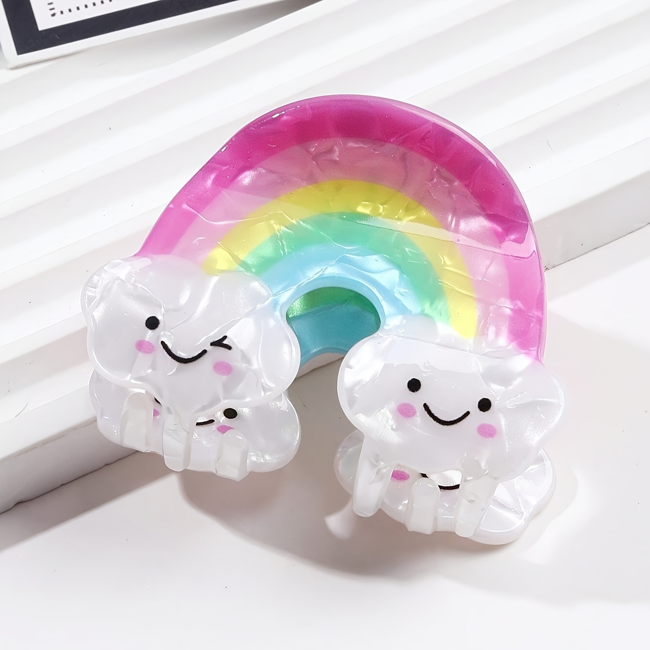 

1pc Lovely Cartoon Rainbow Cloud Shaped Non-slip Strong Hold Hair Claw For Women, Suitable For Daily Use