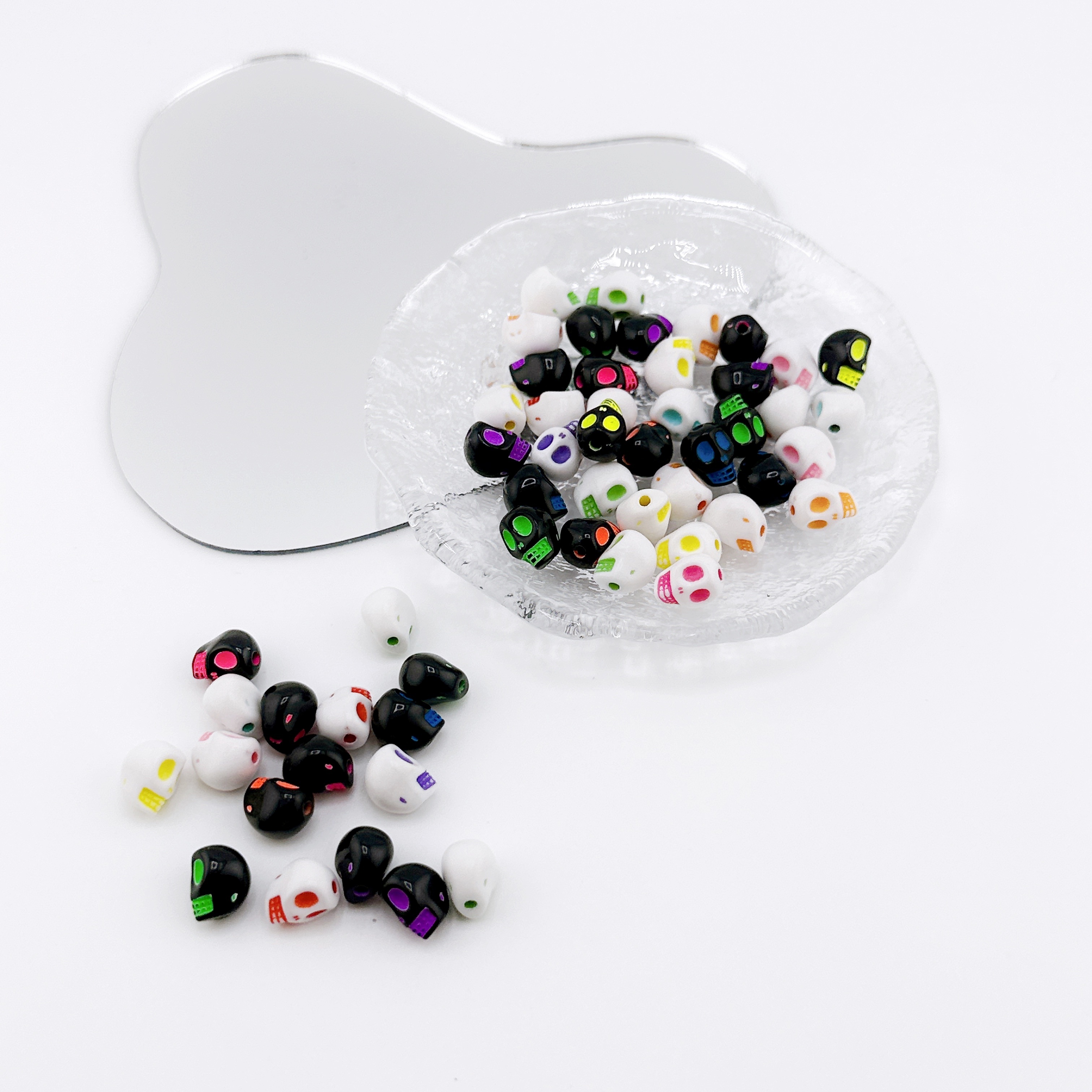 Glow in the Dark Skull Beads 20 Acrylic Beads Craft Supply Bulk Lot Set 10mm