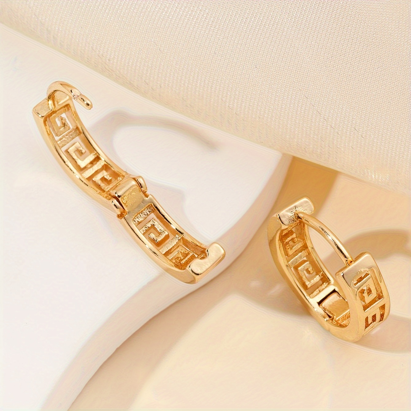 Luxurious Mesh Hoop Earrings Sparkling Golden Alloy 18k Gold - Temu