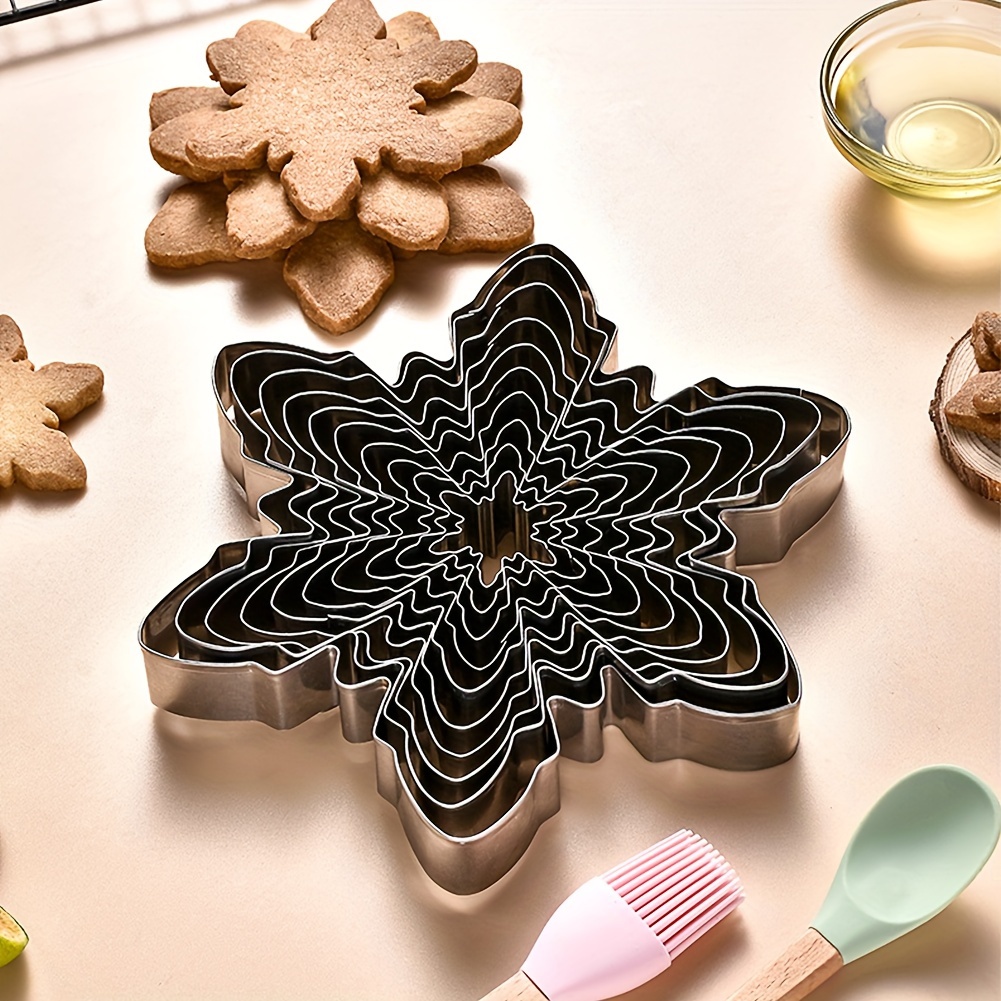 10pcs, Snowflake Cookie Cutters, Metal Pastry Cutter Set, Biscuit Molds,  Baking Tools, Kitchen Accessories, Christmas Decor