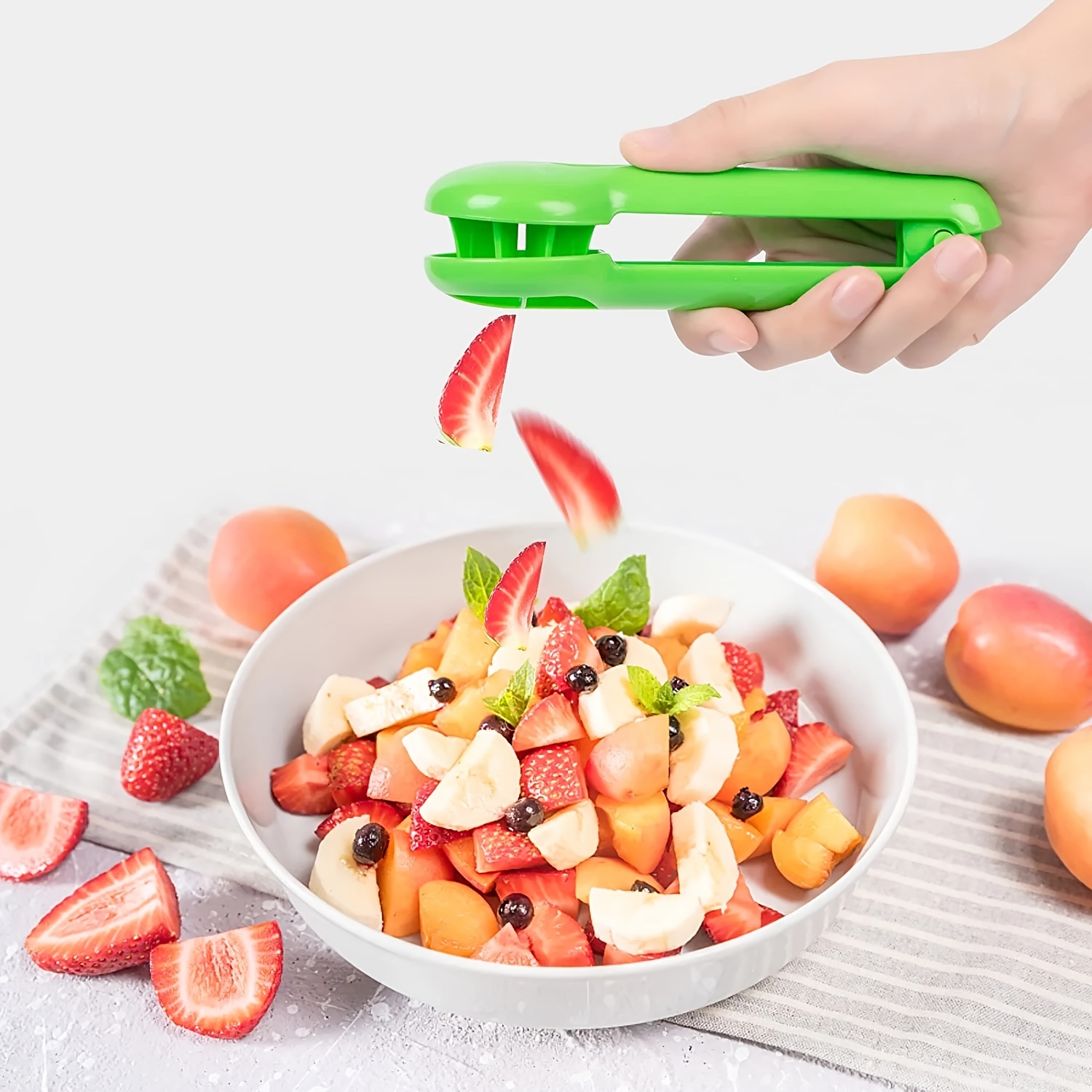 2 PCS Grape Cutter Grape Slicer, Grape Cherry Tomato Strawberry Cutter  Quarter Slicer tool For Vegetable Fruit Salad Cake Decoration,Stainless  Steel Creative Small Tool Fruit Slicer - Yahoo Shopping