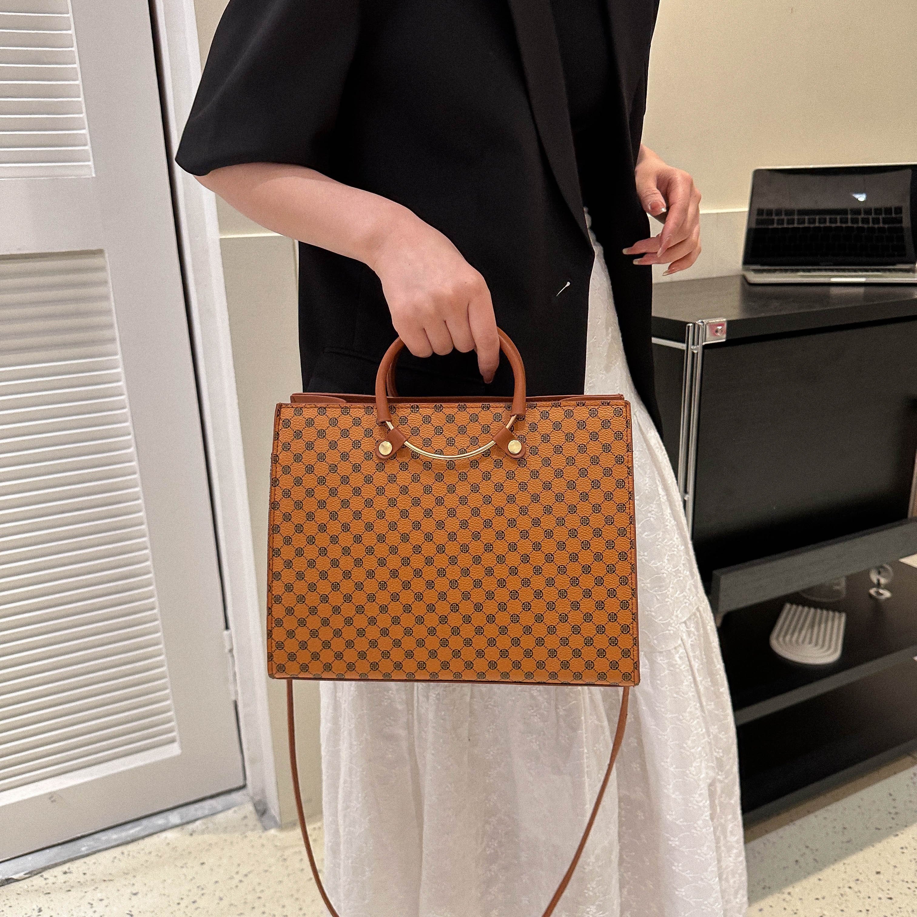 Vintage Geometric Print Crossbody Bag, Retro Pu Shoulder Bag, Women's  Fashion Handbag & Tote Purse - Temu United Arab Emirates