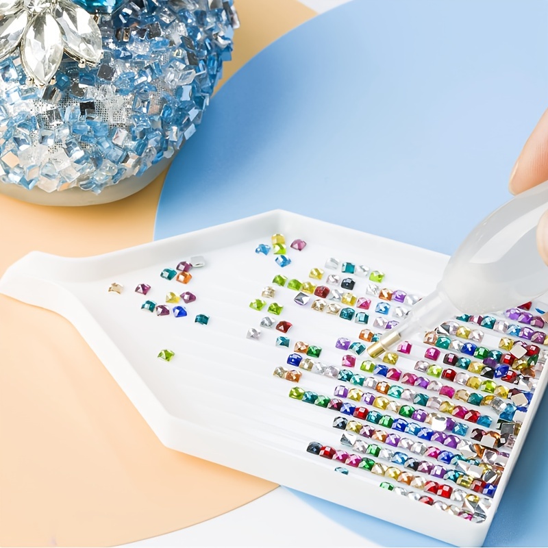 4000PCS Glitter Beads for Diamond Painting, Diamond Painting Beads, Diamond  Painting Accessories, 20 Colors Square Diamond Painting Drills Flatback