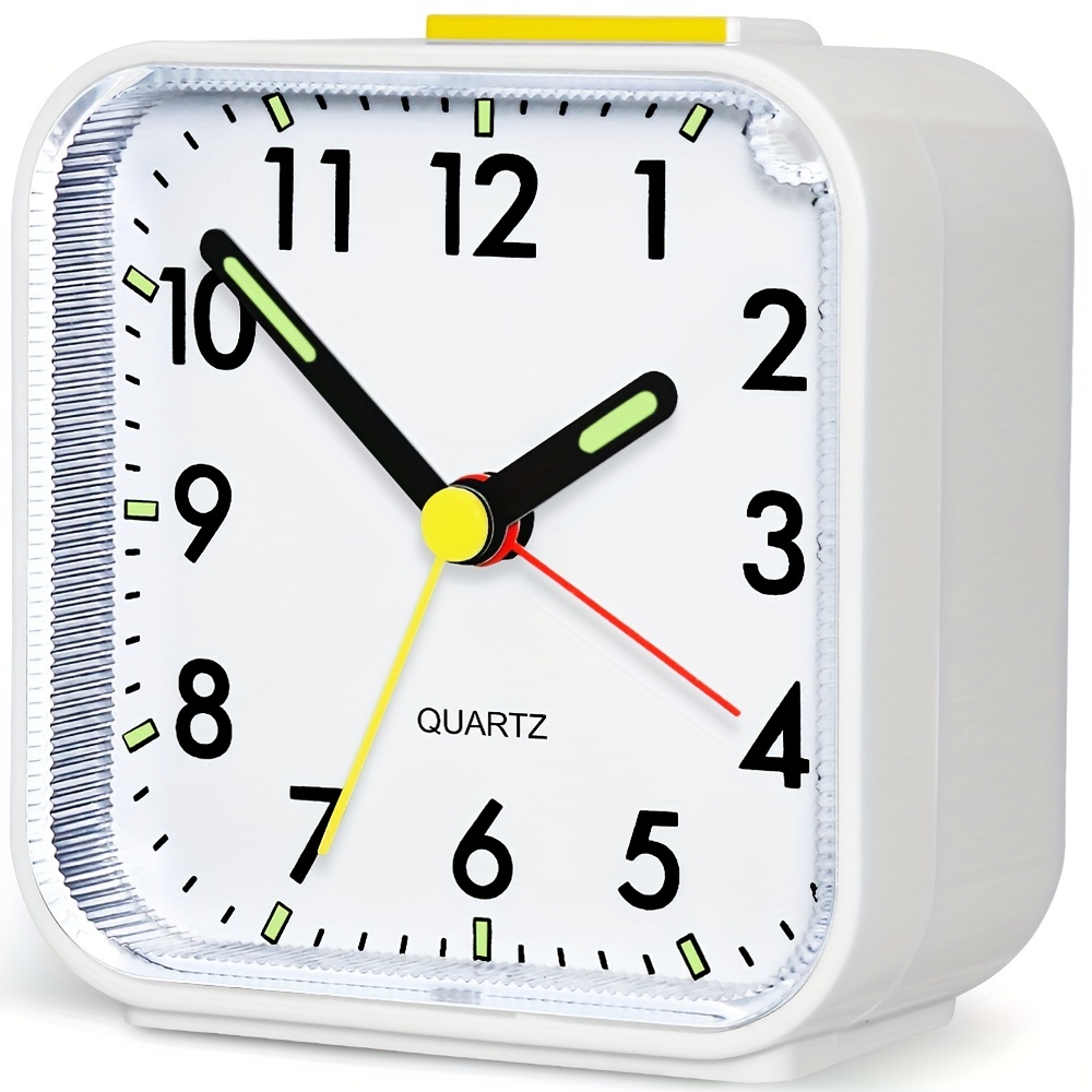 YDSLZQ Elegante reloj despertador analógico súper silencioso sin tictac,  con luz nocturna, funciona con batería, reloj de escritorio para niños de  4.6