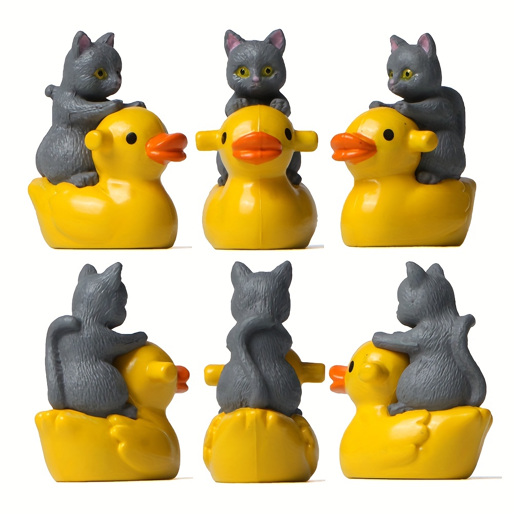Yellow Duck Cat Kitten Micro Landscape Gardening Doll