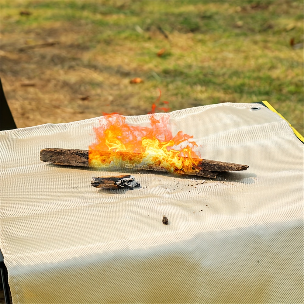 Outdoor Pads Camping Feuerfeste Matte Flammhemmende Isolierung Tuch Decke  Glas Beschichtet Wärme Pad Wandern Picknick Grill Von 18,34 €