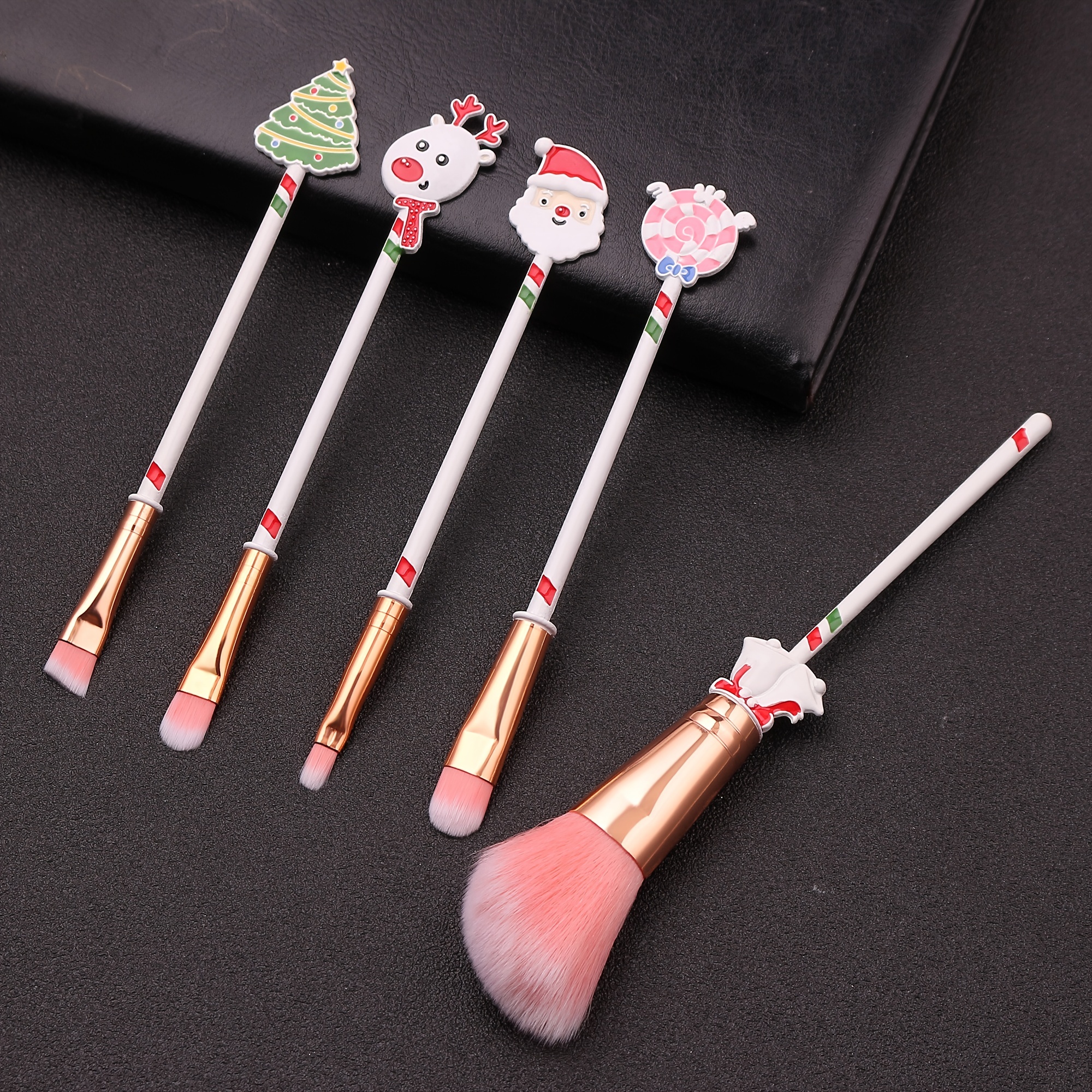 Santa Claus Candy Christmas Tree Elk Bell Makeup Brush - Temu