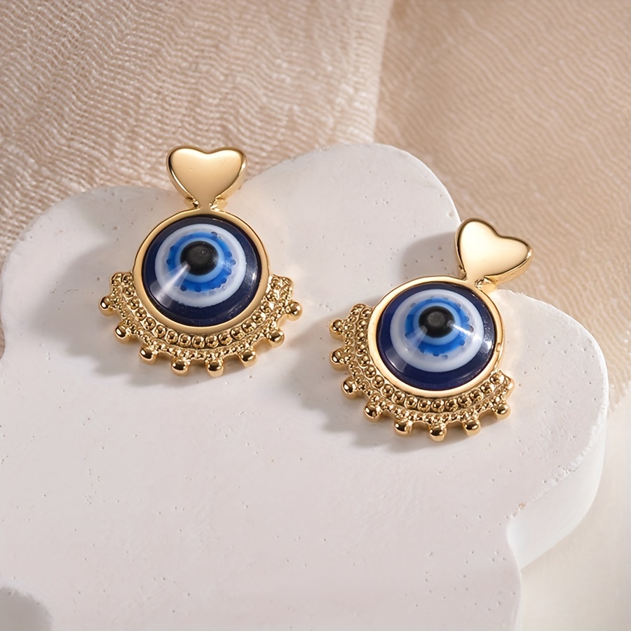 Image of 1 Pair Of Heart-shaped Drop Earrings With , Fashionable And Unique Women' Style Earrings