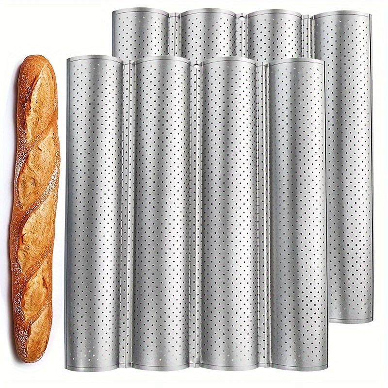 Lot de 2 moules à baguette perforés antiadhésifs 38,1 x 33 cm pour la  cuisson du pain français 4 pains ondulés moule à pain four grille-pain  (argent) 