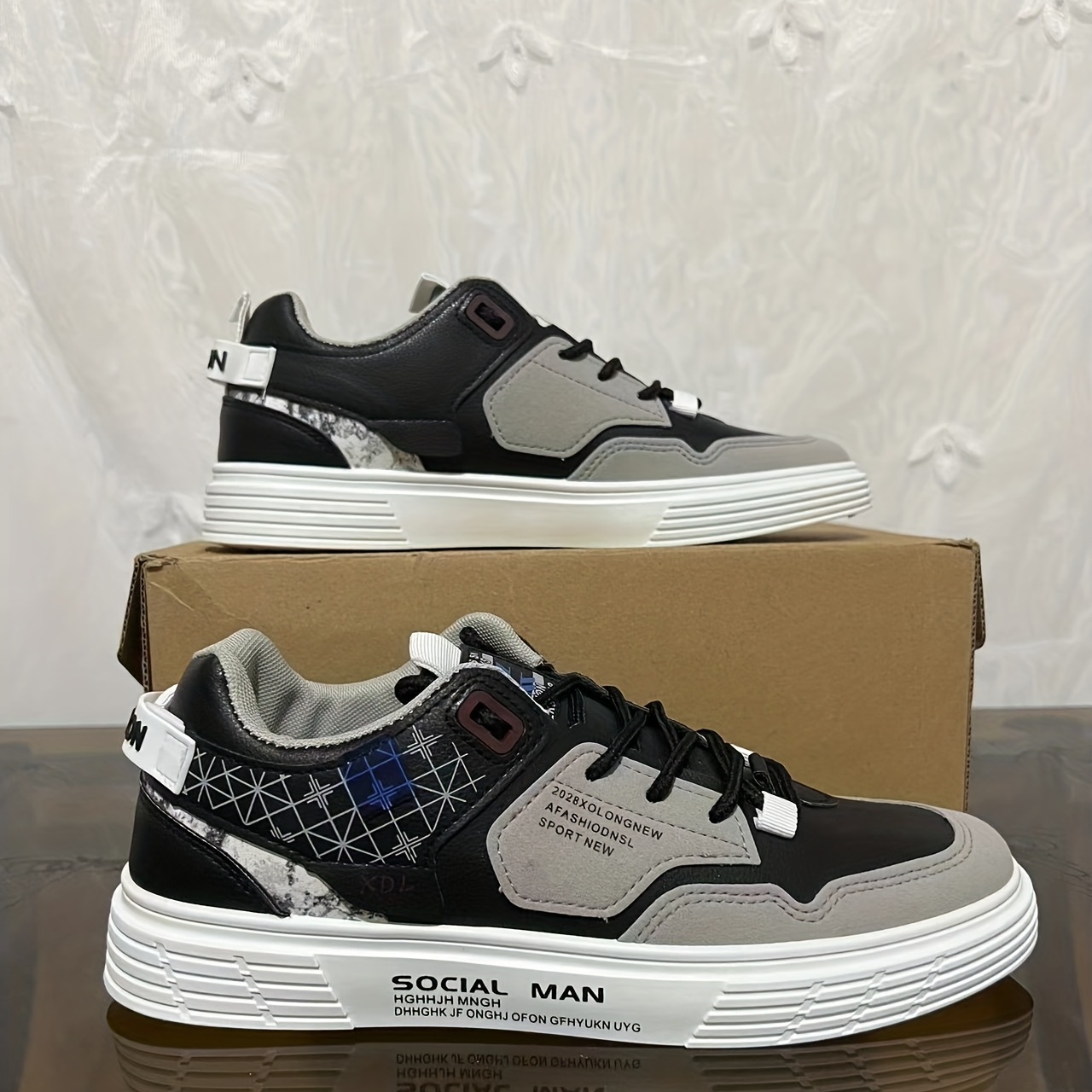 Replica Louis Vuitton LV Trainer Sneakers In Silver Metallic