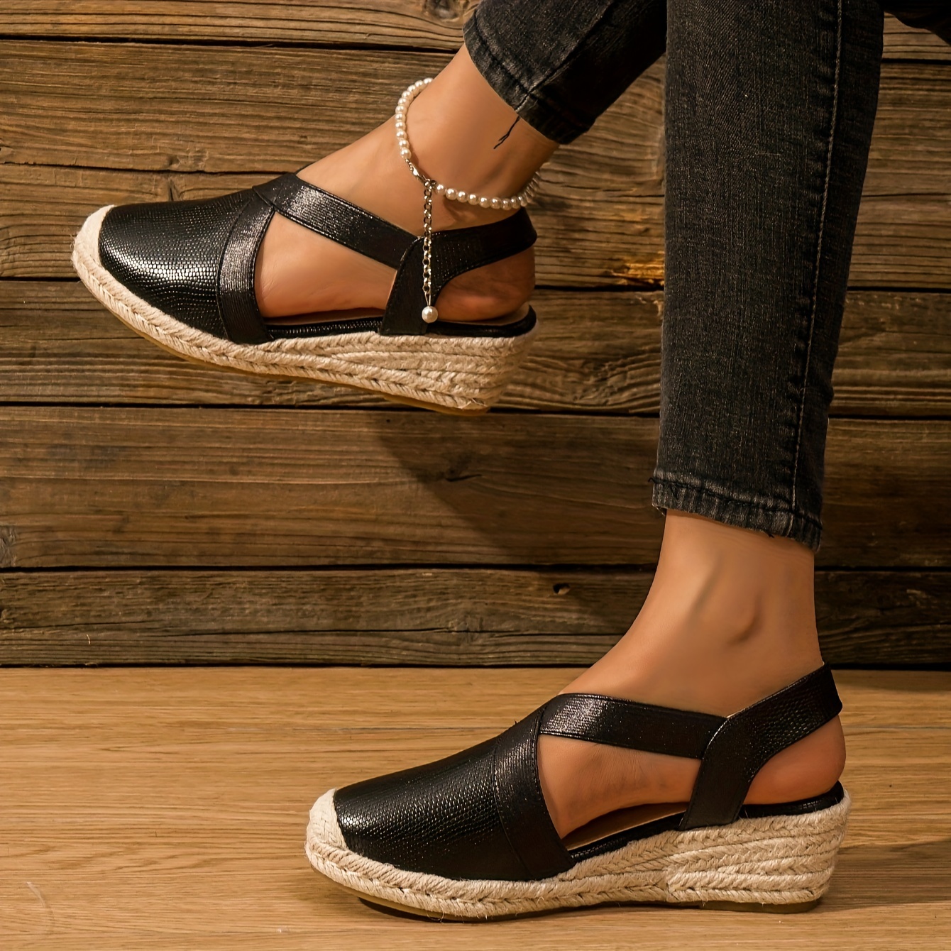 Espadrillas zeppa chiuse on sale davanti