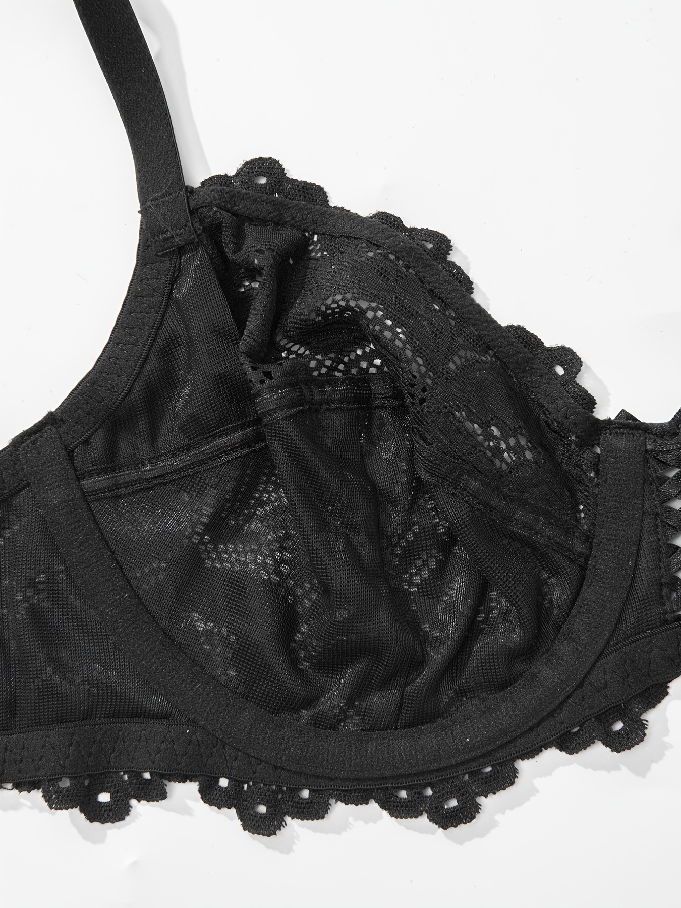 CALVENA Women's Lace Bra Full Coverage Non Padded Underwired Unlined Plus  Size Bra for Everyday Comfort, Black, 32B : : Clothing, Shoes &  Accessories