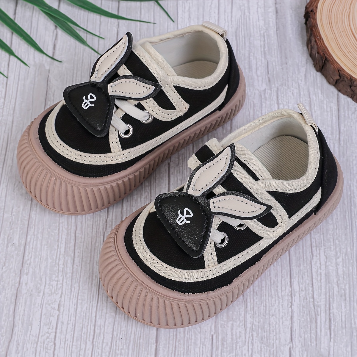 Cute black walking sales shoes