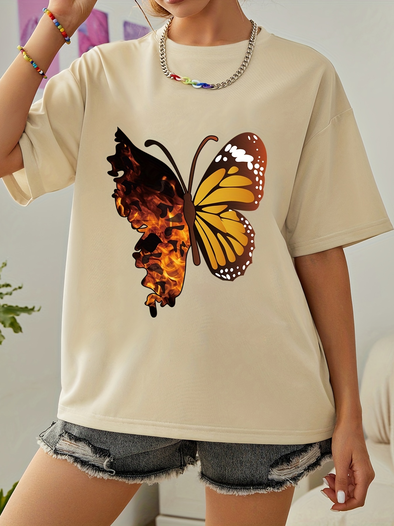 Loose T-shirt & Butterfly Shorts