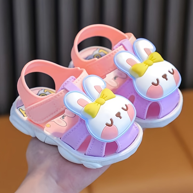 Crib discount sandals girl