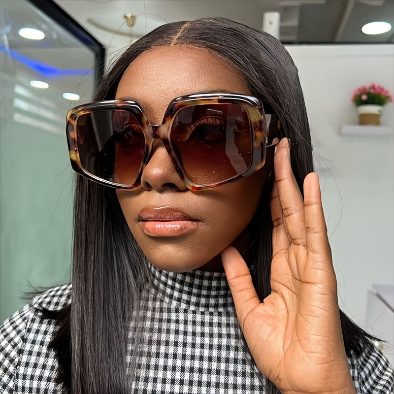 Oversized Butterfly Frame Sunglasses UV400