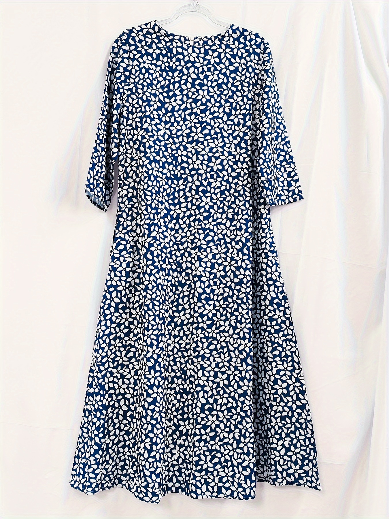 3/4 Sleeve Crew Neck All Over Floral Printed A-Line Midi Dress