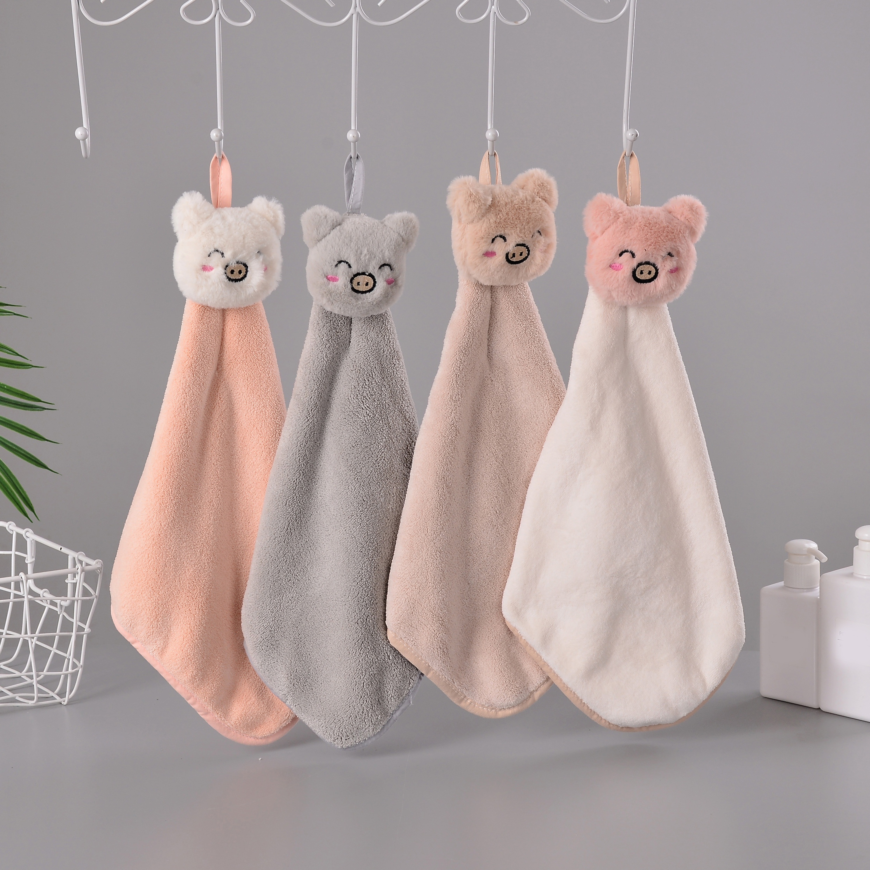 Cute Piggy Fingertip Towel Hanging Towel Wiping Hands - Temu