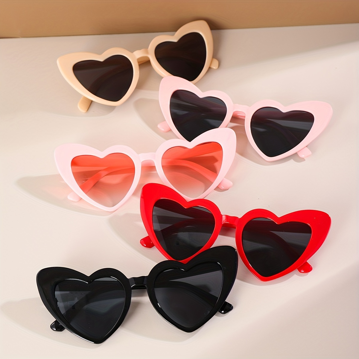 Fun, Oversized Heart Shaped Sunglasses with Metal Details for Women / 88568  Heart Throb