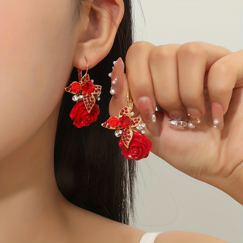 

Retro Ethnic Fashion Temperament Butterfly Flower Stud Earrings--various Wedding Dinner Party Accessories Party Wedding Banquet And Birthday Vacation Ornaments