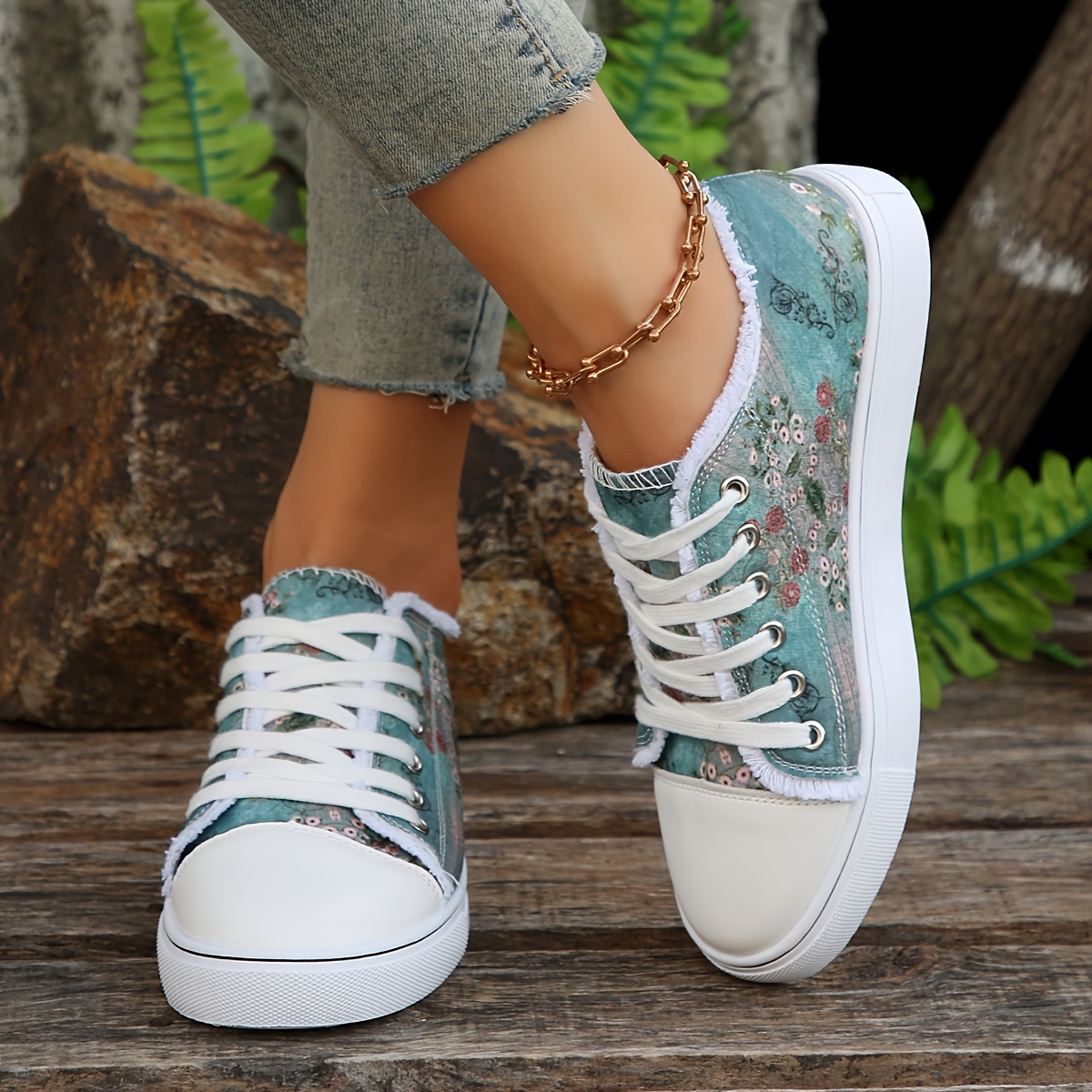 

Women's Rose Print Canvas Shoes, Casual Lace Up Outdoor Shoes, Lightweight Low Top Sneakers