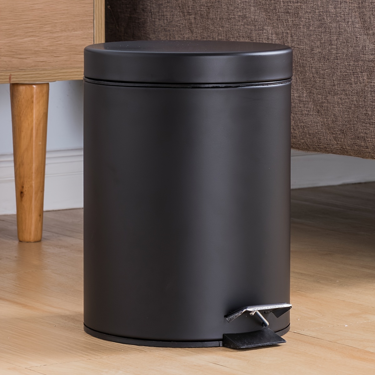 

1pc Foot Pedal Trash Can, Black Household Covered Trash Can For Living Room Bedroom Bathroom Toilet Kitchen Dorm Office, Metal Rubbish Can, 3l