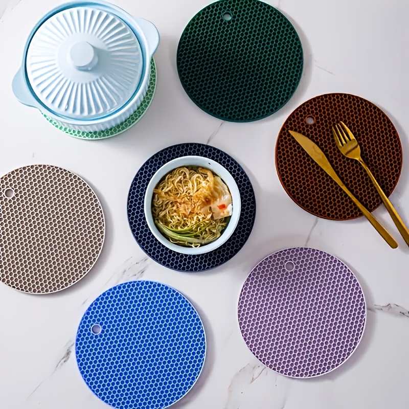 5 Pcs Round Silicone Trivets Pot Holder Mats,Extra Thick Heat Resistant Kitchen Countertop Mats,Honeycomb Rubber Hot Pads Trivets for Hot Dishes