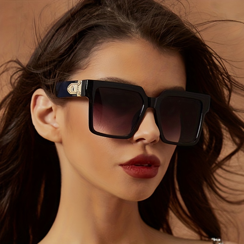 Oversized Square Frame Fashion Sunglasses For Women Men Gradient Lens Photo  Prop Glasses Minimalist Outdoor Eyewear Uv400 - Temu Germany