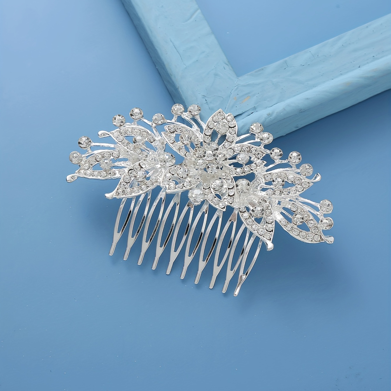 White Wedding Veil bridal With Crystal Sequins Floral Hair Accessories Comb