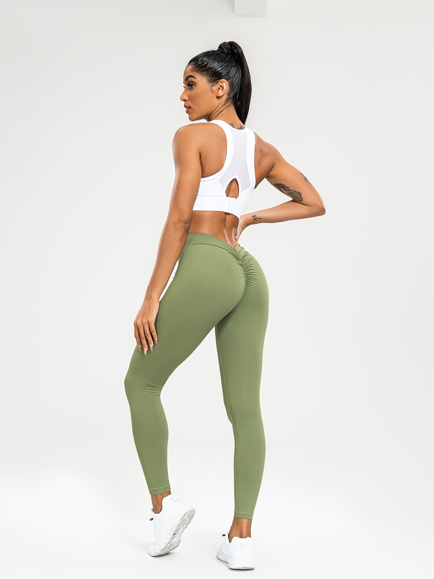 Solid Color Nude Pocket Yoga Pants High Waist Scrunch Butt Leggings  Femininas - China Sports Products 2023 and Leggings for Women price