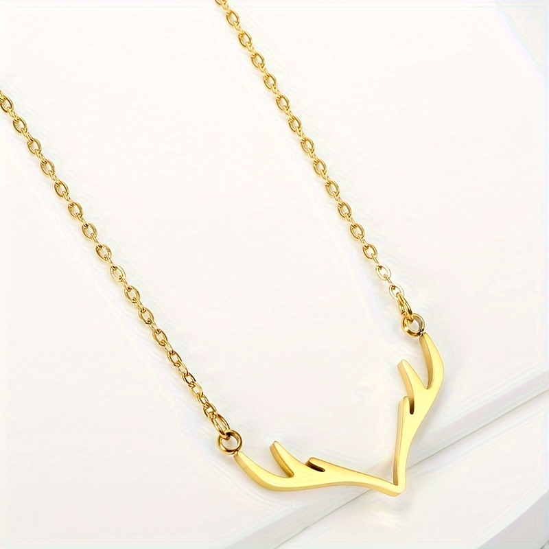 Elk on sale horn necklace