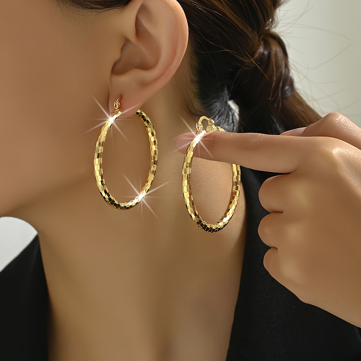 

Trendy Golden Plated Copper Hoop Earrings For Women, Creative Party Jewelry, Christmas Gift, New Year's Gift, Valentine's Day Gift For Women Mom Girlfriend Family Friends