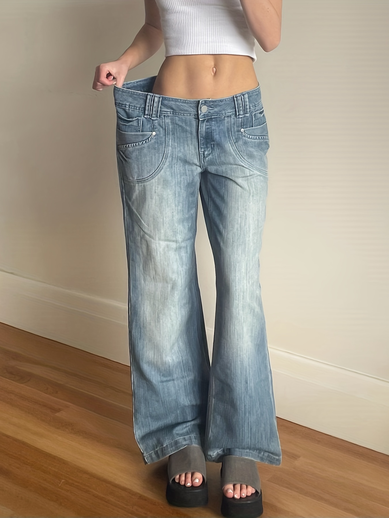 LOW-RISE Y2K STYLE BAGGY JEANS